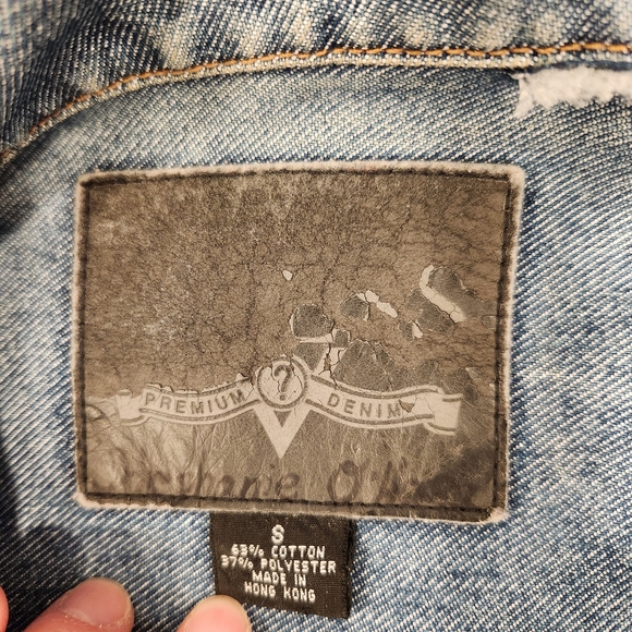 GUESS Denim Jean Jacket - Picture 4 of 13